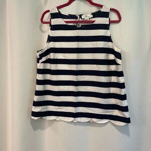 Vineyard Vines striped sleeveless shirt. Size 12. Like new condition.